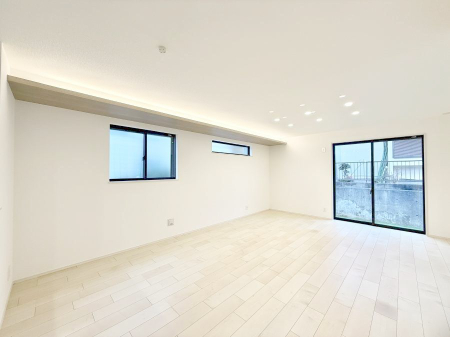 ���r���O ���������R�̌����������݁A���邢��Ԃ��L����܂�