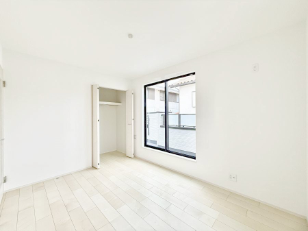 �q������ ���������₩�ȋ�ԂŎ����̎��Ԃ��؂�