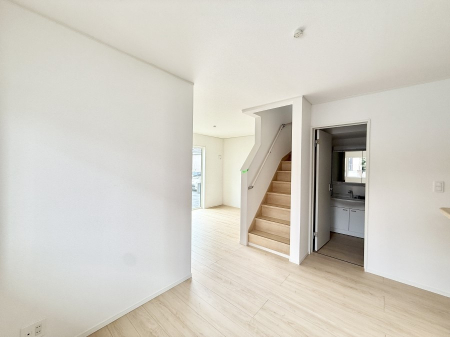 ���r���O ���������났�ƏΊ炪�W�܂�A�S���܂郊�r���O