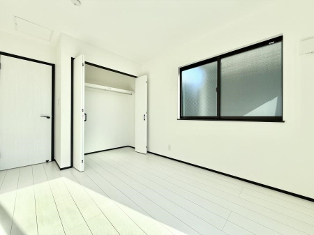 �Q�� ���������̔z�u��ʋC���̗ǂ��݌v�ŕ����̋�C�������炸�A��ɐV�N�ȋ�C������܂�