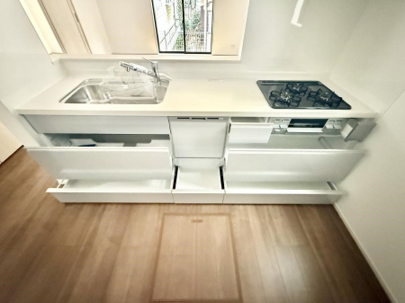 �L�b�`�� ���[�͖L�x�ȃV�X�e���L�b�`���ł��I