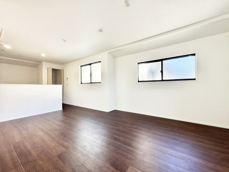 ���r���O ���������R�Ɖ�b�����܂��A�S�n�悢�ЂƂƂ�