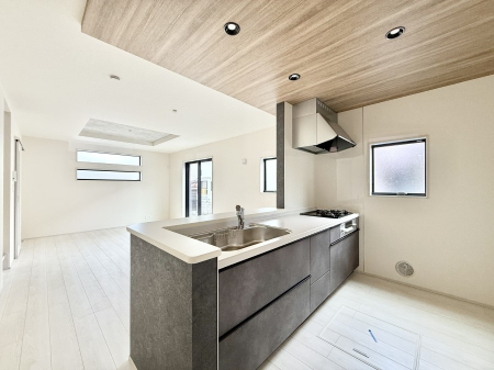 �L�b�`�� �������Ƒ����J��[�߂�A������̂���L�b�`��