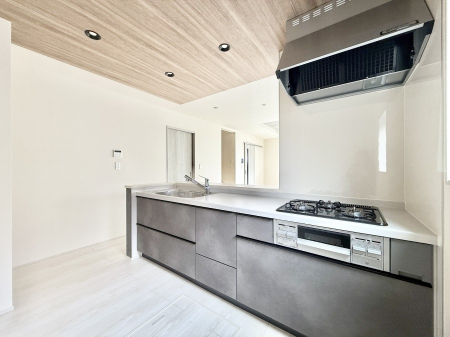 �L�b�`�� ���������y���݂ƐH�ׂ�K����͂���L�b�`��