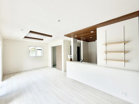 ���r���O ���������̊Ԃɂ��Ƒ����W�܂����Ⴄ����ȃ��r���O�����ł����