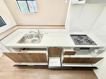 �L�b�`�� ���[�͖L�x�ȃV�X�e���L�b�`���ł��I