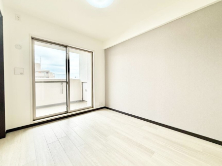 ���̑����� �������D��ŉ��₩�Ȏ��Ԃ��������