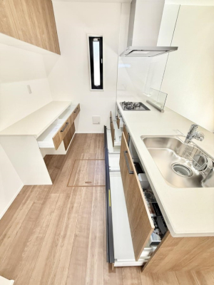 �L�b�`�� ���[�͖L�x�ȃV�X�e���L�b�`���ł��I