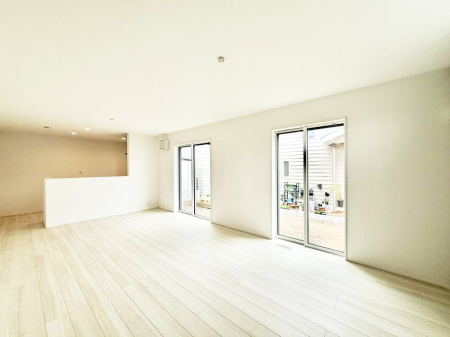 ���r���O �������V���v���������ґ�A��؂Ȑl�Ɖ߂����S���قǂ�����