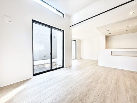 ���̑����� �������Ƒ��̏Ί炪���ӂ��A���났�̋��