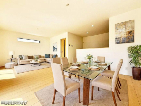 ���r���O ���������났�ƏΊ炪�W�܂�A�S���܂郊�r���O