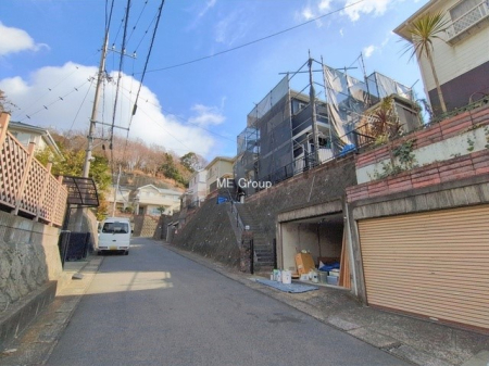 ���n�O�ώʐ^ �O�ʓ��H�L�X