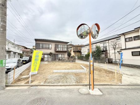 ���n�O�ώʐ^ �O�ρ��V������炵���n�܂�ꏊ�ŁA�Ƒ����J��[�߂�