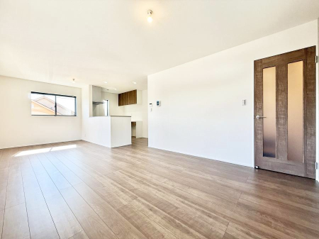 ���r���O �L�X�Ƃ����J�������ӂ�郊�r���O�ł�