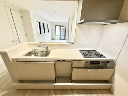 �L�b�`�� �����������������Ԃ����܂��A�Ί炠�ӂ��L�b�`��