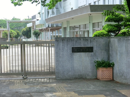 ���ӊ� ���w�Z 600m ������s���߂��䏬�w�Z