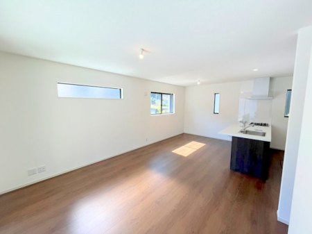 ���r���O ���������̊Ԃɂ��Ƒ����W�܂����Ⴄ����ȃ��r���O�����ł����