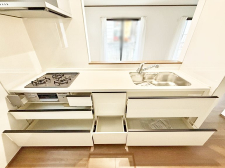 �L�b�`�� ���������[�͖L�x�ȃV�X�e���L�b�`���ł��I