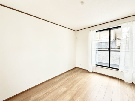 �Q�� �������傫�ȑ��͊J����������A���邳�ʕ��o�b�`���ł�