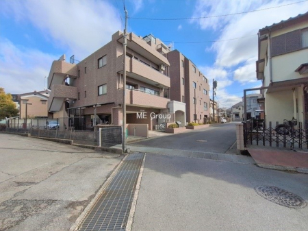 ���n�O�ώʐ^ �O�ρ��V������炵���n�܂�ꏊ�ŁA�Ƒ����J��[�߂�