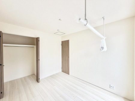 ���̑����� �ݔ����V��⎞�Ԃ��C�ɂ������󕨂������A���O������ߗނ����܂��B