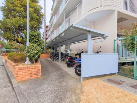 ���̑� �O�ρ�������Ɛ������ꂽ���֏�ŁA���]�Ԃ̕ۊǂ����S�ł�