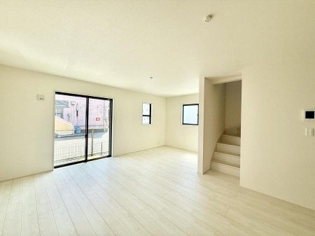 ���̑����� �������Ƒ��̏Ί炪���ӂ��A���났�̋��