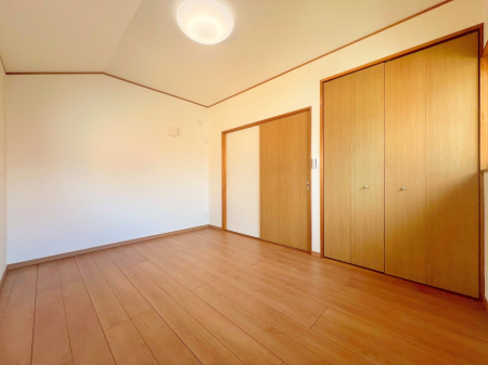 ���̑����� �������傫�Ȏ��[�ŉו����X�b�L���Еt���܂�  