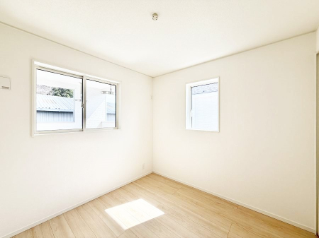 �q������ �������v���C�x�[�g��ԂƂ��ĐÂ��ŗ�������������񋟂��Ă���܂�