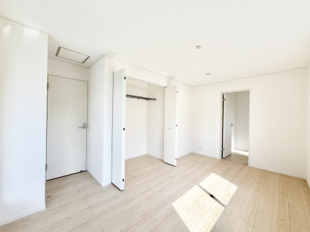 ���̑����� �������D��ŉ��₩�Ȏ��Ԃ��������