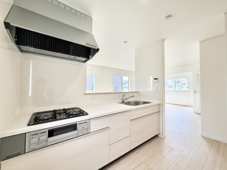 �L�b�`�� �������Ƒ����J��[�߂�A������̂���L�b�`��