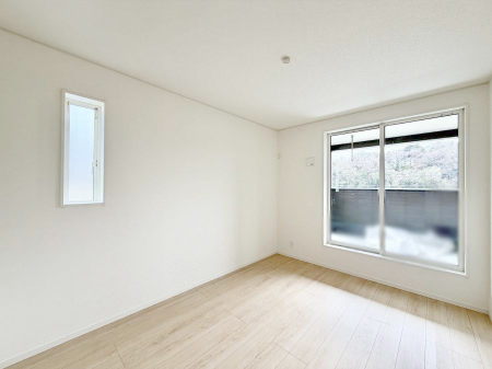 ���̑����� �������傫�ȑ��͊J����������A���邳�ʕ��o�b�`���ł�