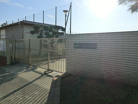 ���ӊ� ���w�Z 2720m ���l�s���吳���w�Z