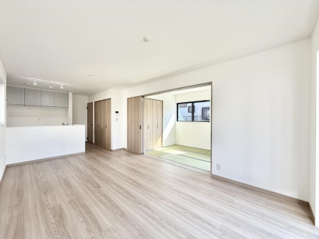 ���̑����� ���������r���O�̂����ׂɂ͋���������̂ŁA�V��ł��邨�q�l�ɂ��ڂ��͂��Ĉ��S�ł���