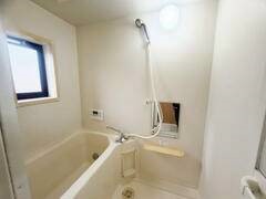 ���� ����̔�������A�S����������Ԃł�