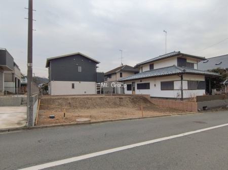 ���n�y�n�ʐ^ �L���ȗ΂Ɉ͂܂ꂽ�Z���I