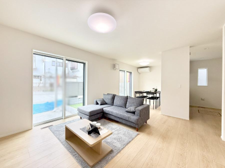 ���r���O ���������C�ɓ���̏ꏊ�ŁA�̂�т�Ƃ������Ԃ�