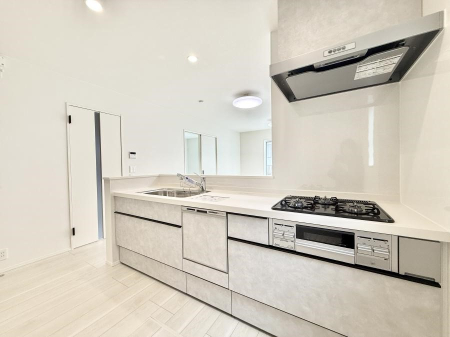 �L�b�`�� �������V���v���Ŕ������S�n�悢���Ԃ𐶂ރL�b�`�����