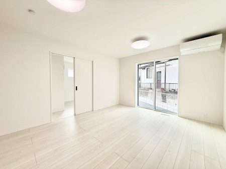 ���̑����� �������Ƒ��̏Ί炪���ӂ��A���났�̋��