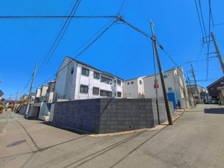 ���n�O�ώʐ^ �O�ʍL�X