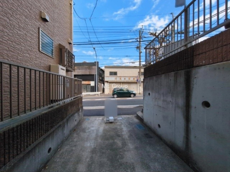  �O�ρ��J�[�X�y�[�X�L