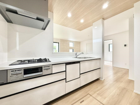 �L�b�`�� ���邳�ƊJ���������Ղ�ȃL�b�`���I  