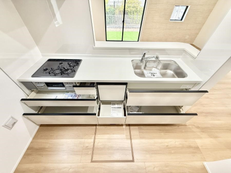 �L�b�`�� ���[�͖L�x�ȃV�X�e���L�b�`���ł��I