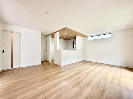 ���r���O �i�`�������ȃ��r���O�͂ǂ�ȃC���e���A�ɂ������܂�  