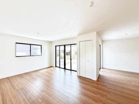 ���r���O ���������R�Ɖ�b�����܂��A�S�n�悢�ЂƂƂ�