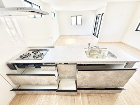 �L�b�`�� ���������[�͖L�x�ȃV�X�e���L�b�`���ł��I