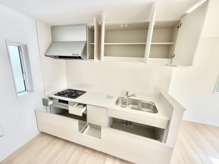 �L�b�`�� ���[�͖L�x�ȃV�X�e���L�b�`���ł��I