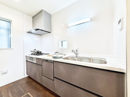 �L�b�`�� ���邳�ƊJ���������Ղ�ȃL�b�`���I  