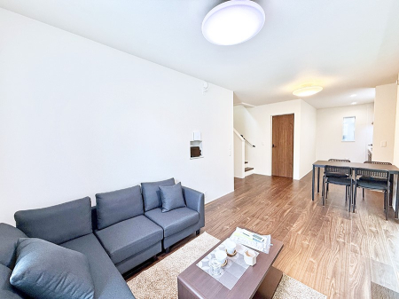 ���̑����� ���났�ƏΊ炪�W�܂�A�S���܂郊�r���O