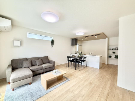 ���̑����� �������C���e���A���l����̂��y���݂ȍL�����r���O�ł��I  